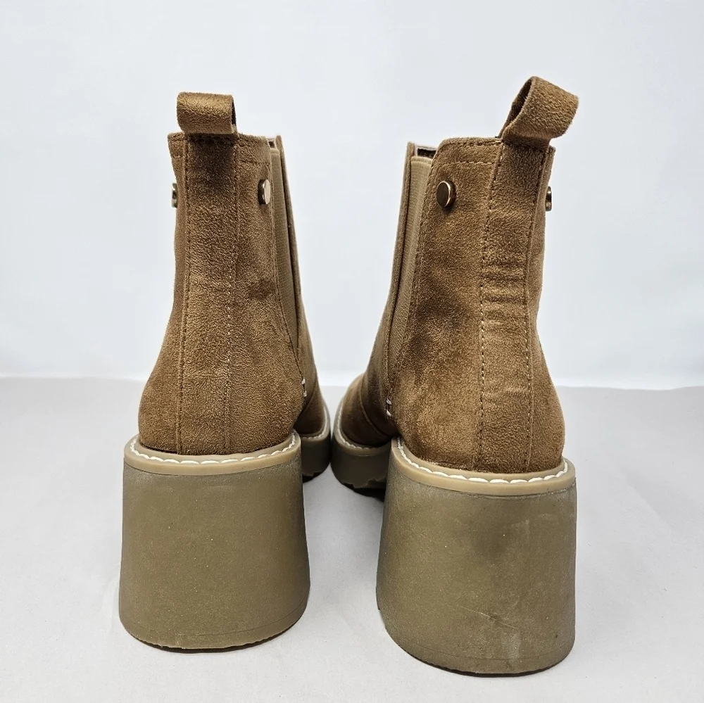 Vodvob Ankle Boots Womens Sz 7 Carmel Faux Suede Chelsea Pull On Chunky Heel